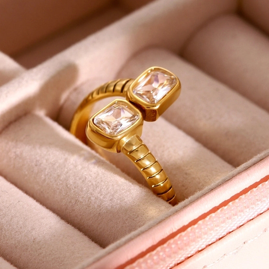 Classic Geometric 304 Ring