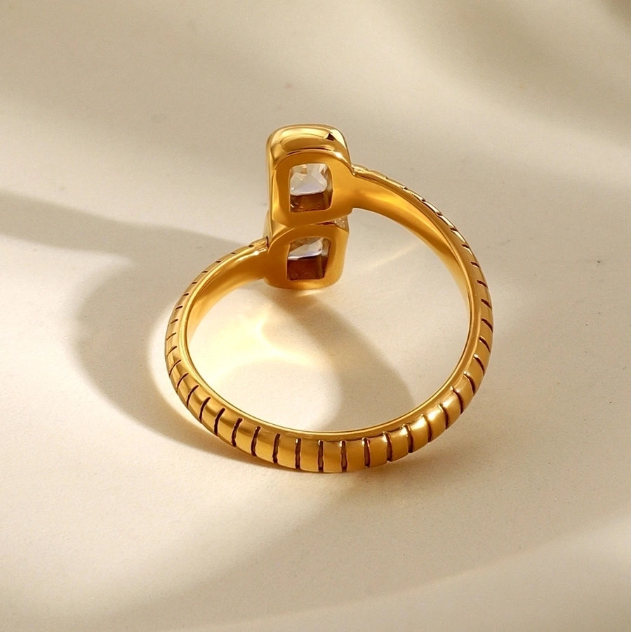 Classic Geometric 304 Ring